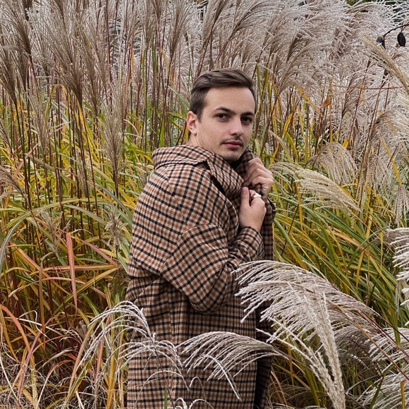 Meet your Posher,  Filip! - Picture 4 of 5